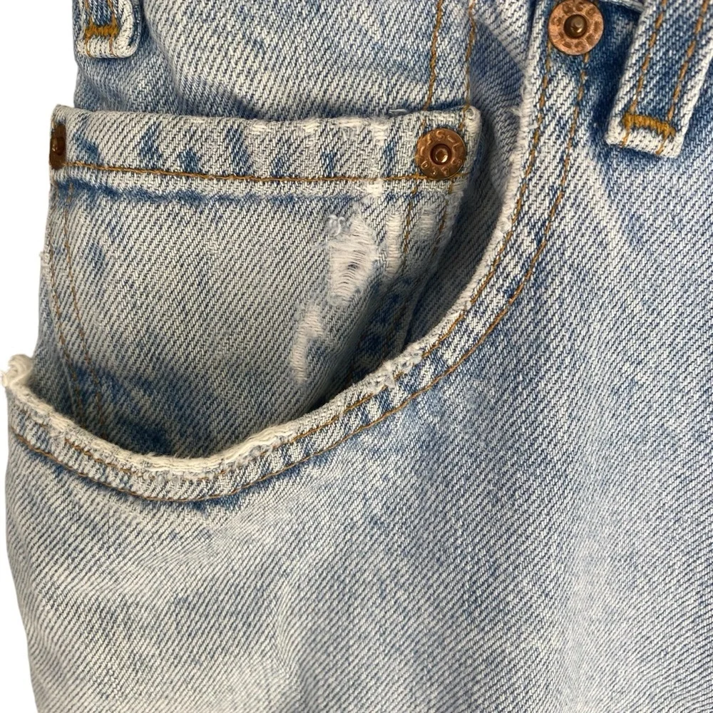 Levis 506 Loose Fit Light Wash Vintage Jeans Mens Size 36 x 30 90s Relaxed Denim